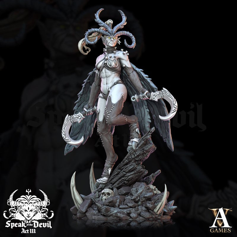 miniature Temptress of Illyra Vash by Archvillain Games