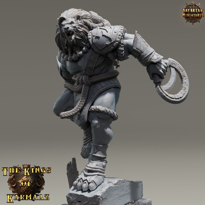 miniature King Glaive sculpted by Daybreak Miniatures