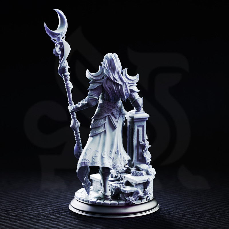 Kadna Glydrin - Arch Warden of the Moon