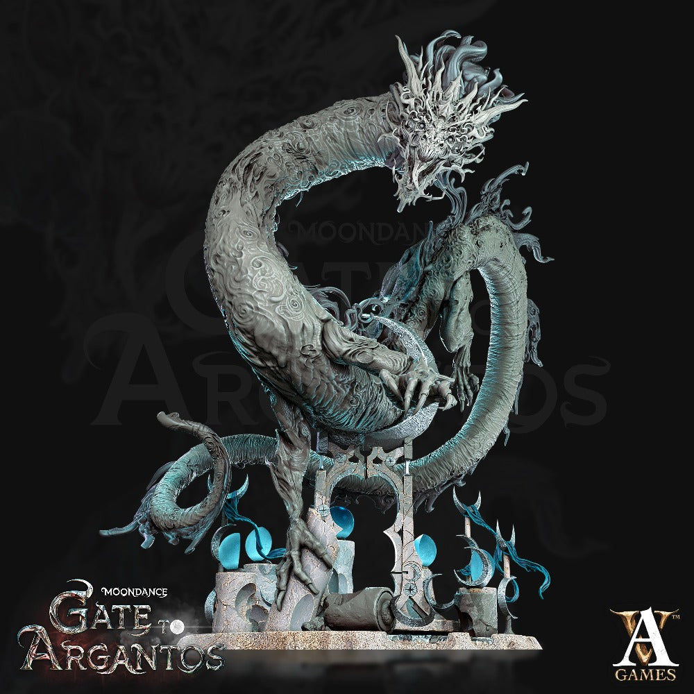 miniature Penumbrus Moon dragon sculpted by Archvillain Games